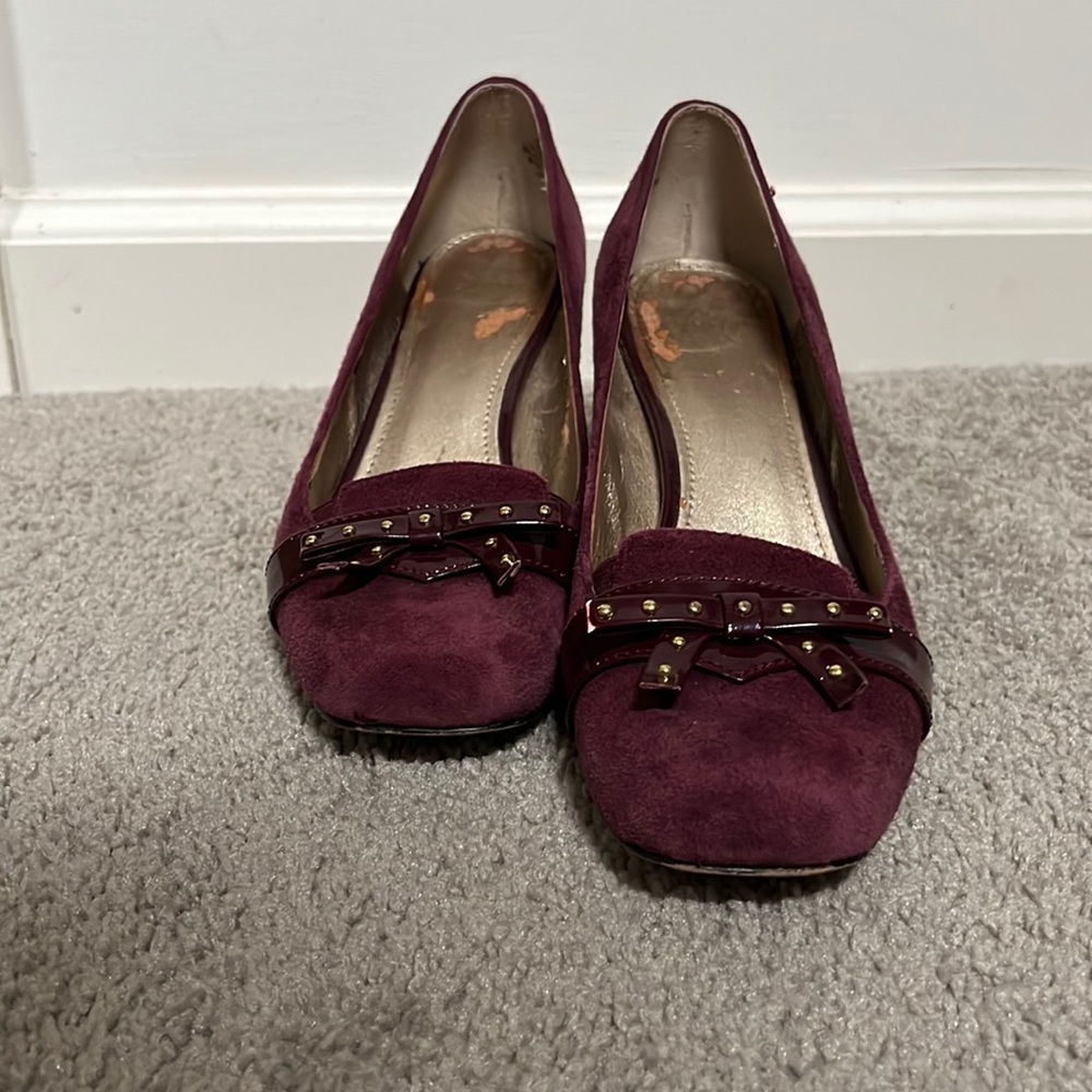 Maroon block heels, square toe